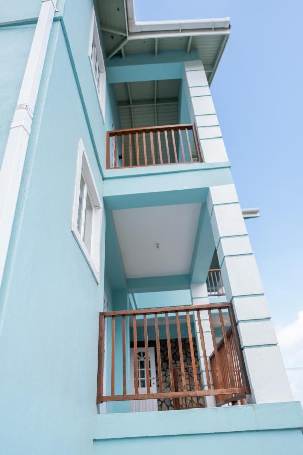 Golden Palms Apartment Kingstown Exterior photo